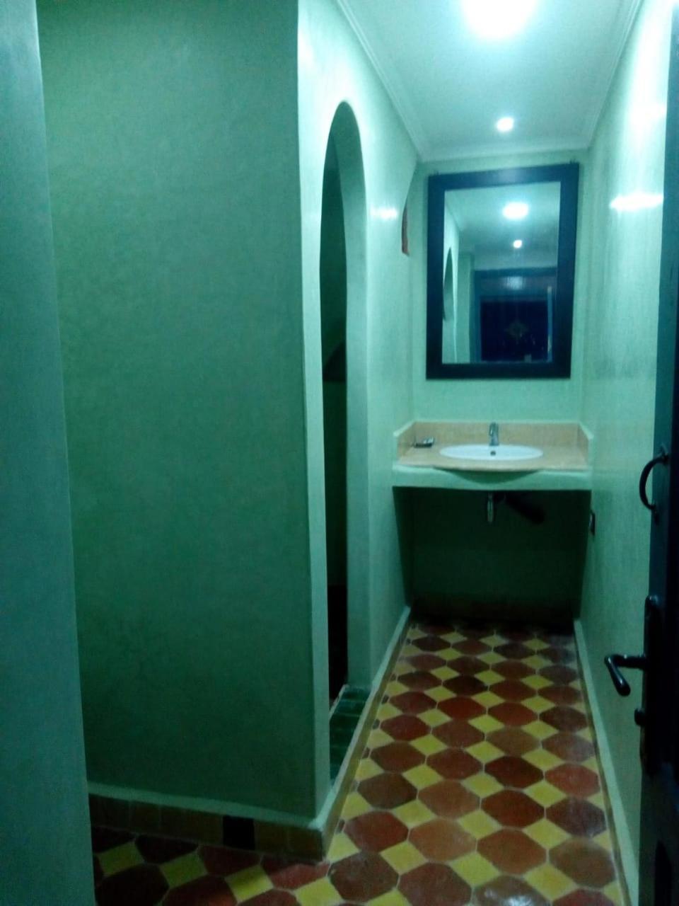 Ksar Tinhinnane Merzouga Habitación foto